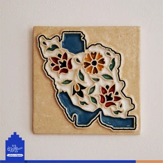 دیوار کوب سـرامیکی / مـربعی / طرح «نقشه ایـران» با تــزیین خَتایی